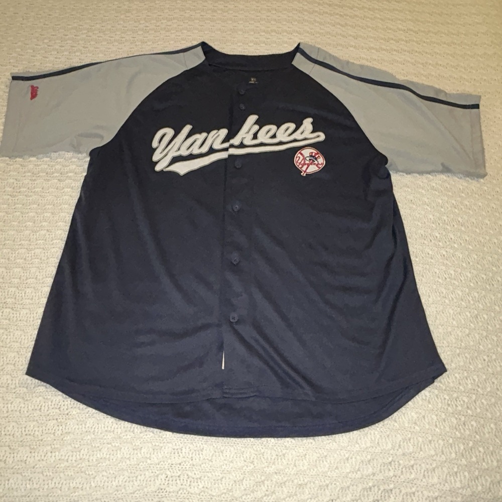 New York‎ Yankees Men's XL Stitches Embroidered Jersey Navy And Gray